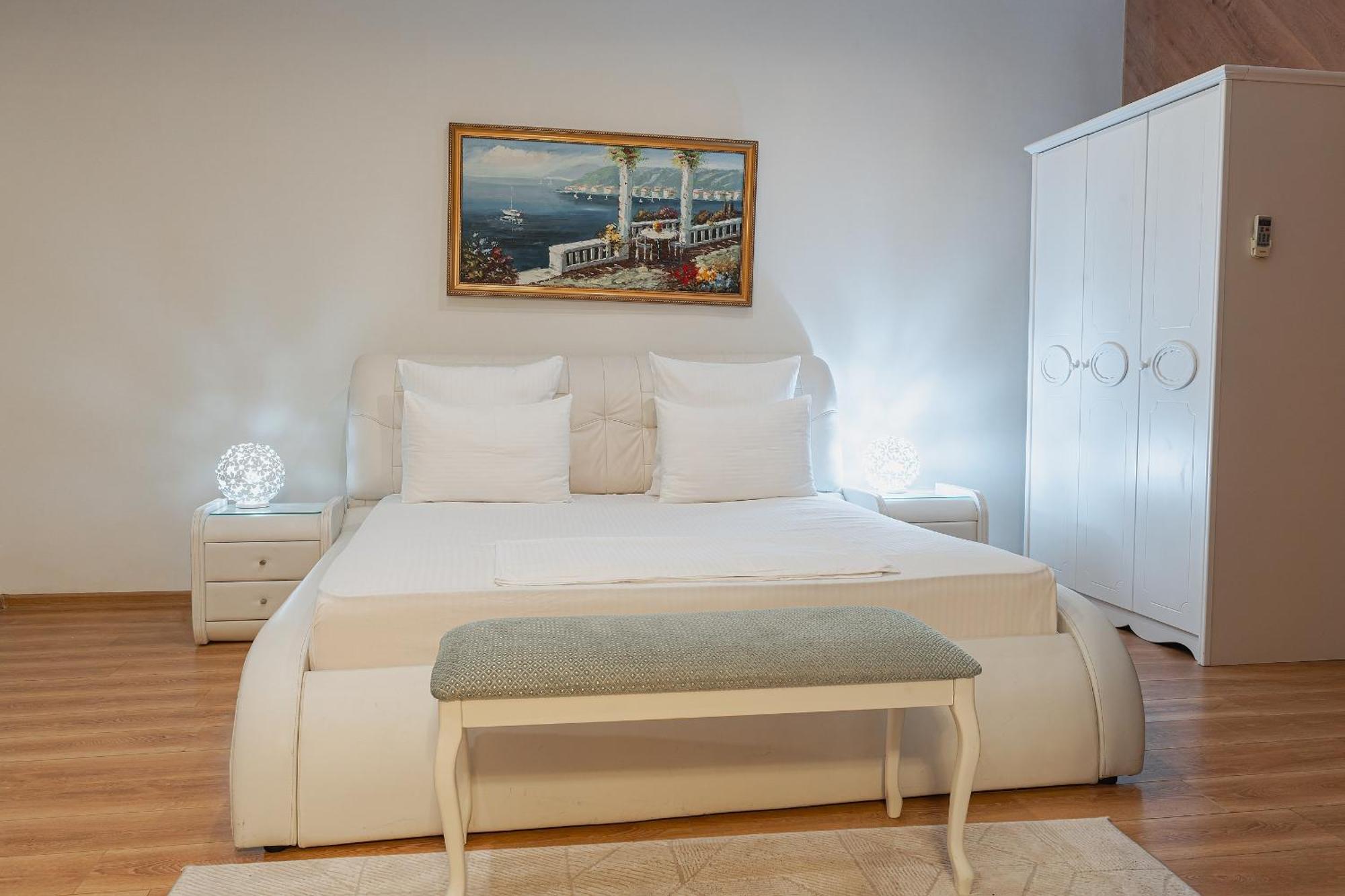 Altair Hotel Shymkent Ngoại thất bức ảnh