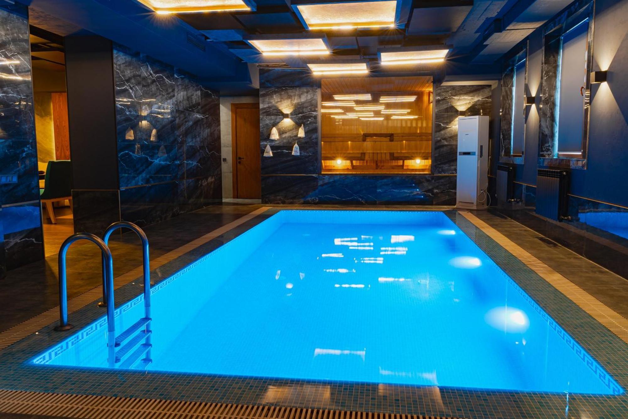 Altair Hotel Shymkent Ngoại thất bức ảnh