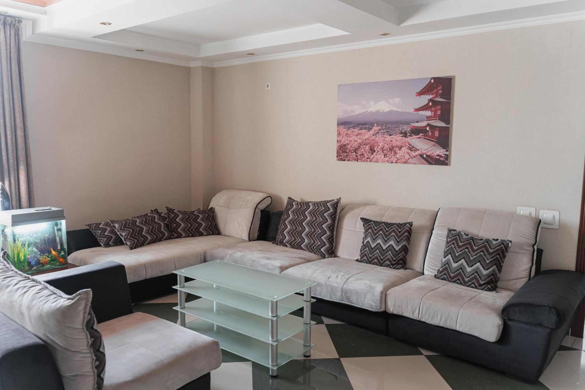 Altair Hotel Shymkent Ngoại thất bức ảnh